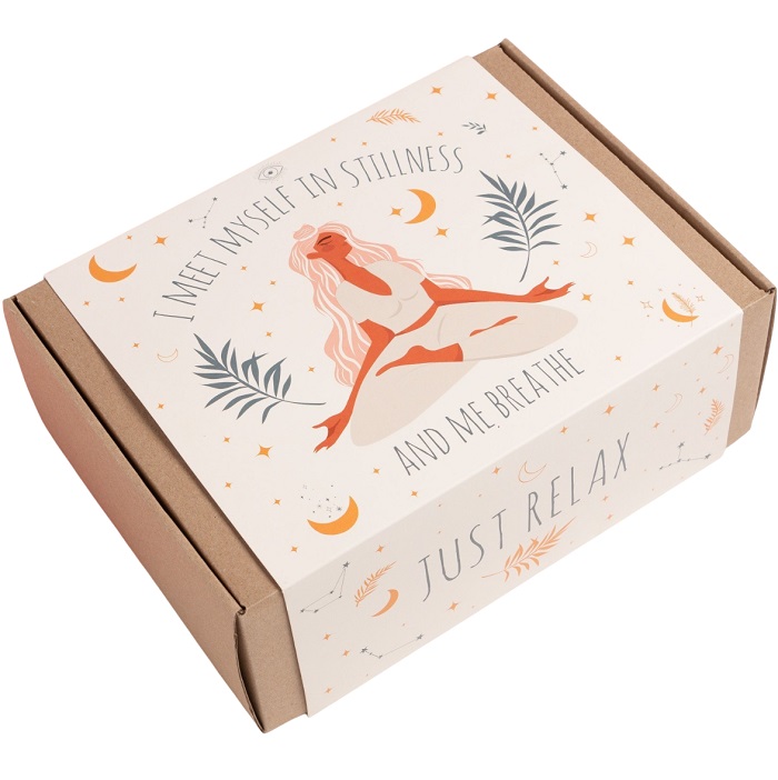 Набор подарочный женский "Just relax": плед, носки, маска 7151264