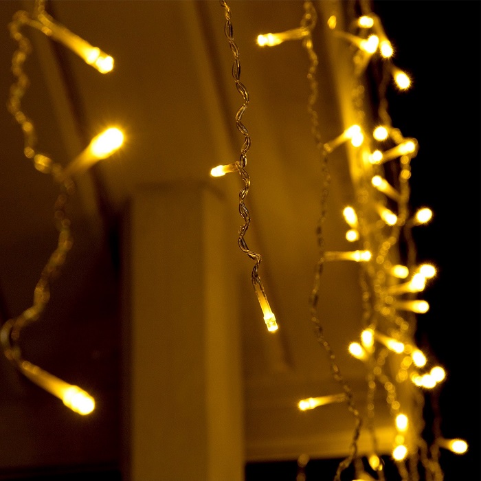 Гирлянда «Бахрома» 3×0.9 м, IP44, УМС, прозрачная нить, 232 LED, свечение тёплое белое, 220 В