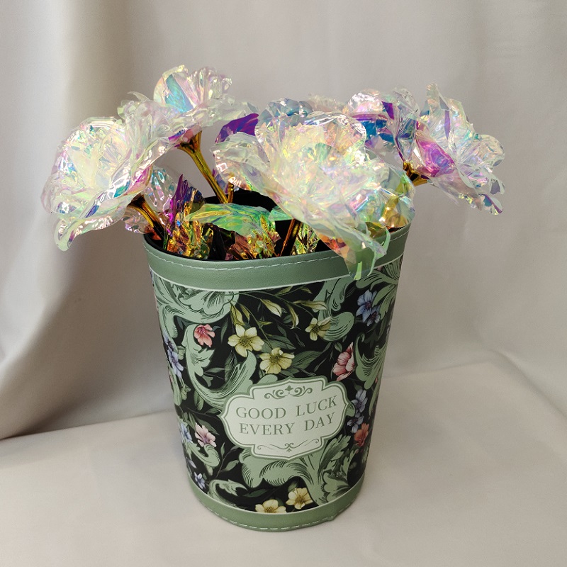 Кашпо для цветов Зеленые цветы