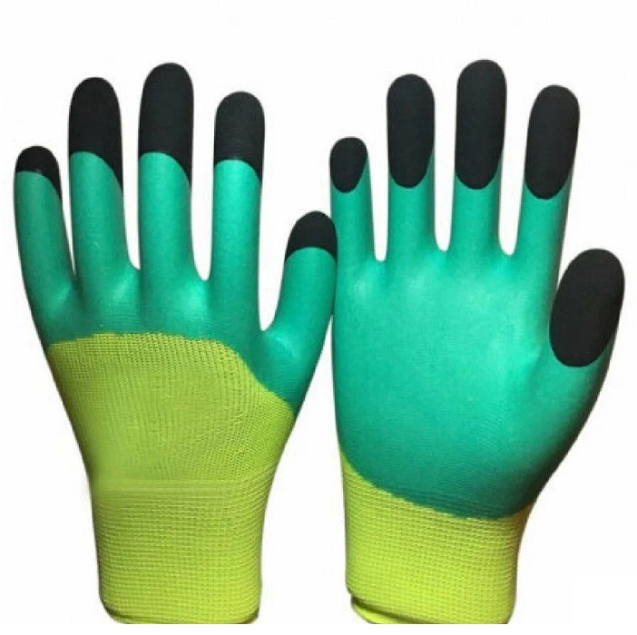 Перчатки рабочие нейлоновые с добалением резины зелено-ченые / оранж-черые /сине-черыне(ноготки) (108)