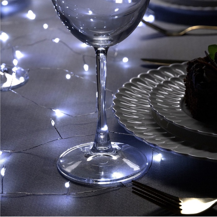 Гирлянда «Мишура» 2 м роса, IP20, серебристая нить, 50 LED, батарейки CR2032×2 (в комплекте), свечение белое