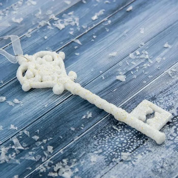 Украшение ёлочное "Белый ключик" 15х4,5 см, микс, белый 3576025