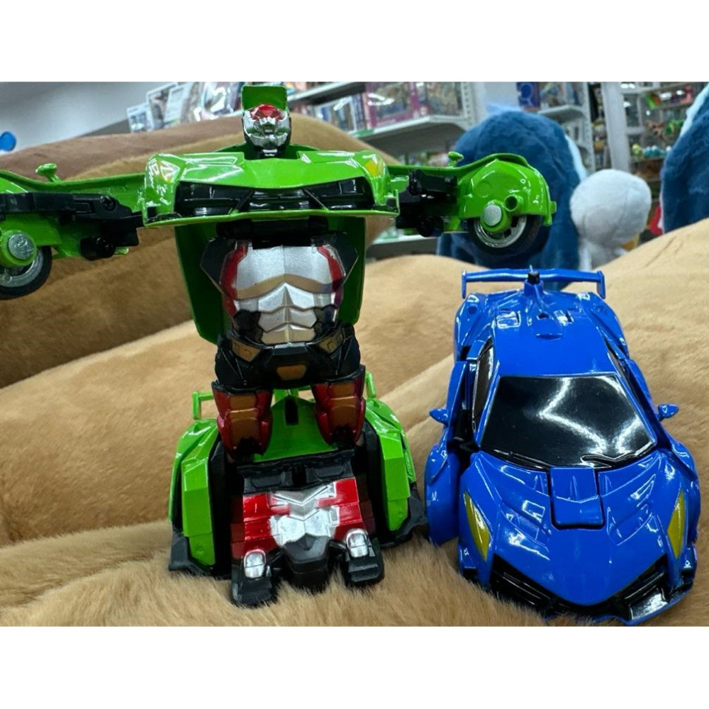 Машинка металлическая Трансформер