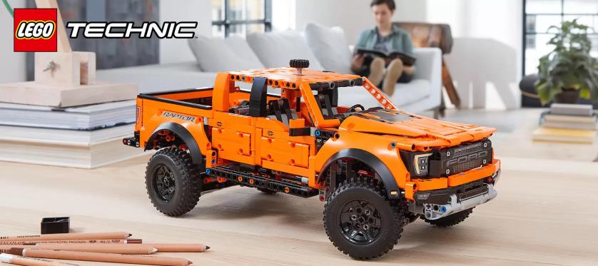 Конструктор LEGO Technic 42126 Ford F-150 Raptor1.jpg