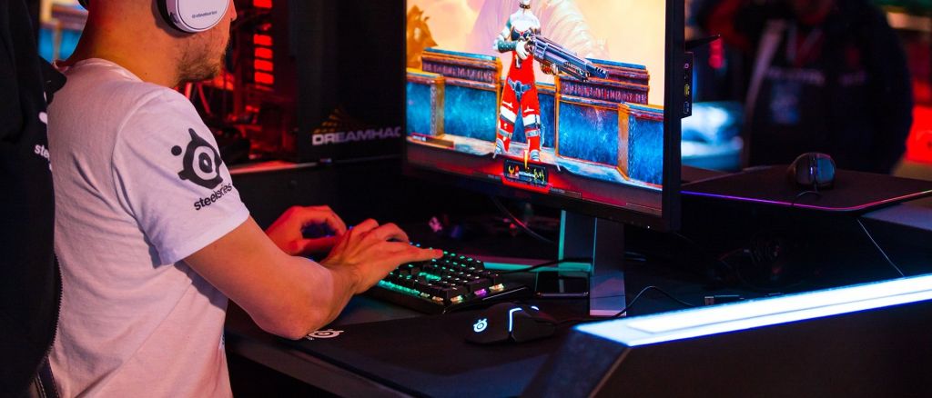 Мышь SteelSeries Rival 600.jpg