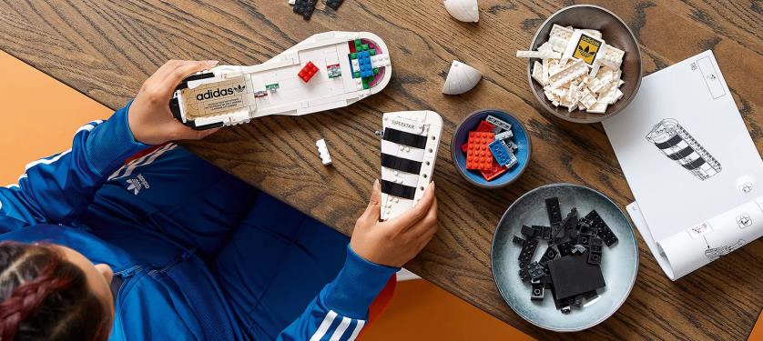 Конструктор LEGO Ideas 10282 Кроссовки adidas Originals Superstar4.jpg