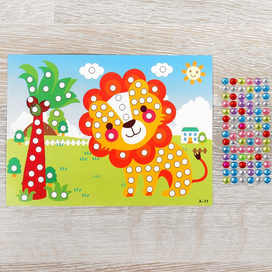 Аппликация круглыми стразами «Лев»