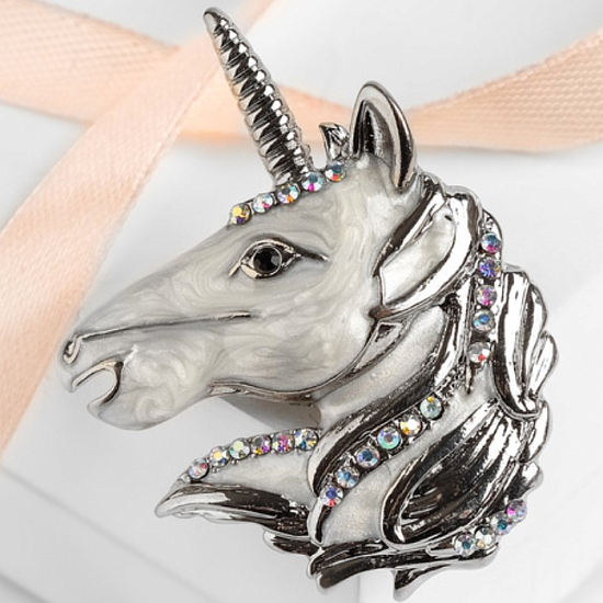 Брошь "Единорог", цвет белый перламутровый в серебре