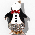 Брошь новогодняя "Мистер Пингвин", цветная в золоте 9618622