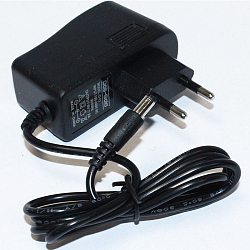 Блок питания 9V 2000mA Dos-Gold D-13 универсальный