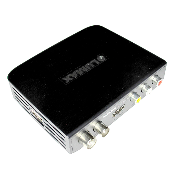 Ресивер DVB-T2 LUMAX DV2104HD
