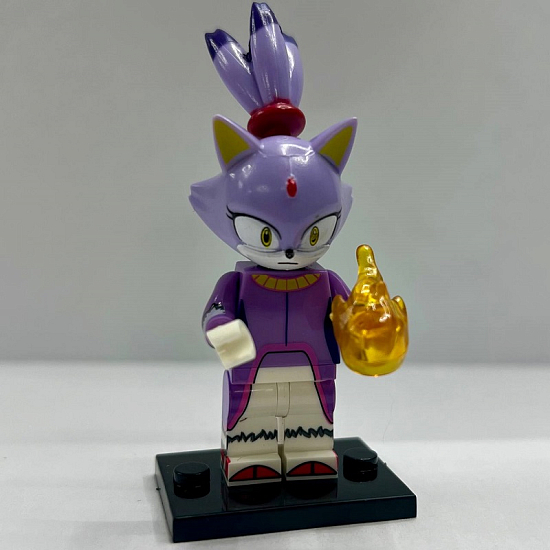 Фигурка Sonic Blaze