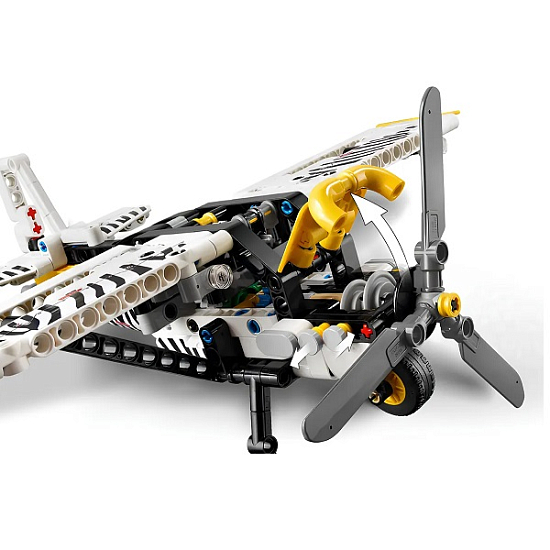 Конструктор LEGO Technic 42198 Самолет повышенной проходимости