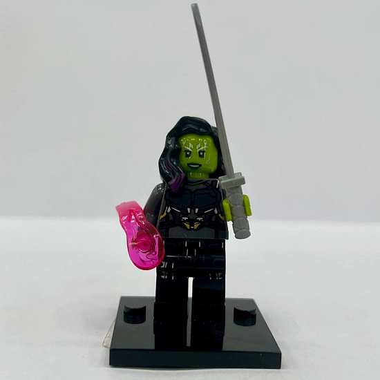 Фигурка SP001 Супергерои (МИКС)