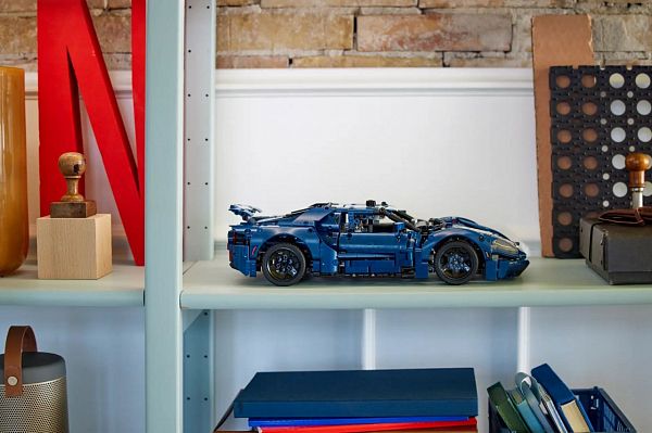 LEGO представила набор с Ford GT