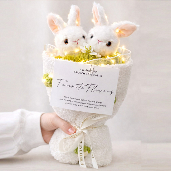 Букет плюшевый с зайчиками, белый