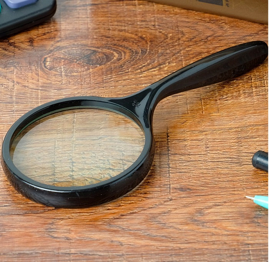 Лупа классическая, эргономичная ручка 4х, d=7,5см, 3098122