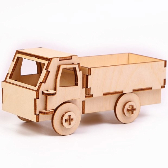 Сборная модель «Грузовик»