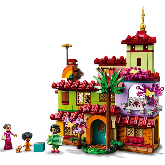 Конструктор LEGO Disney 43202 Дом семьи Мадригал