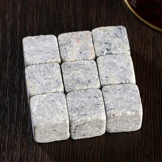 Набор камней для виски "Whiskey stones", в консервной банке, 9 шт. 4832937