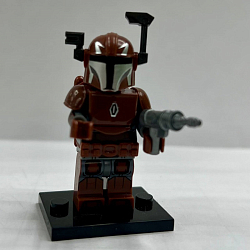 Фигурка Мандалорец с бластером, коричневый