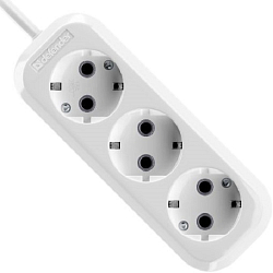 Сетевой удлинитель  1.5м DEFENDER R330 3 гнезда, 1,5 метра, 16А/3500Вт, с/з, ПВС 3х1,0мм, белый