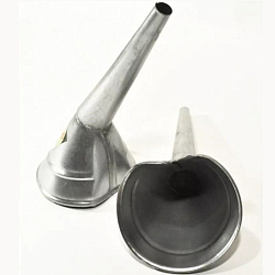 Воронка металлическая универсальная малая (D120мм)