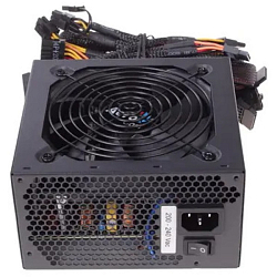 Блок питания 700W AEROCOOL KCAS-700W 80+ bronze (24+4+4pin) APFC 120mm fan 7xSATA RTL (Уценка)