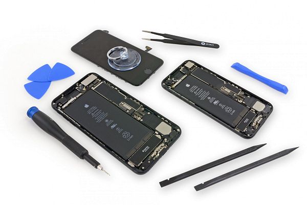 Apple предложит пользователям самим ремонтировать iPhone и Mac
