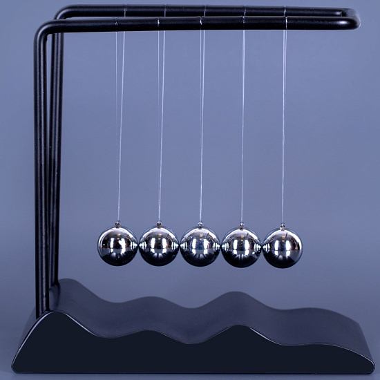 Маятник Ньютона Гармония чёрный, 19см