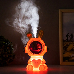 Ночник-увлажнитель Зайчик космонавт LED USB белый 12х12х18 см   7823695
